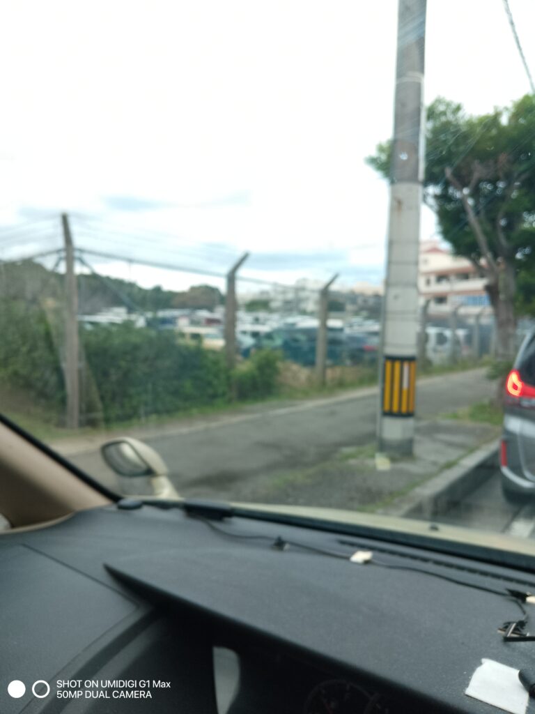 駐車場に行く風景