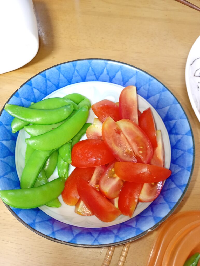 盛り付けた料理1