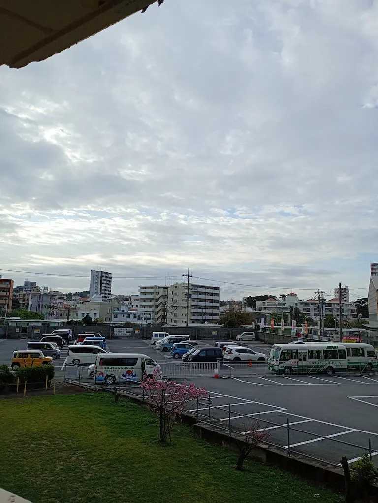 朝の風景曇り2