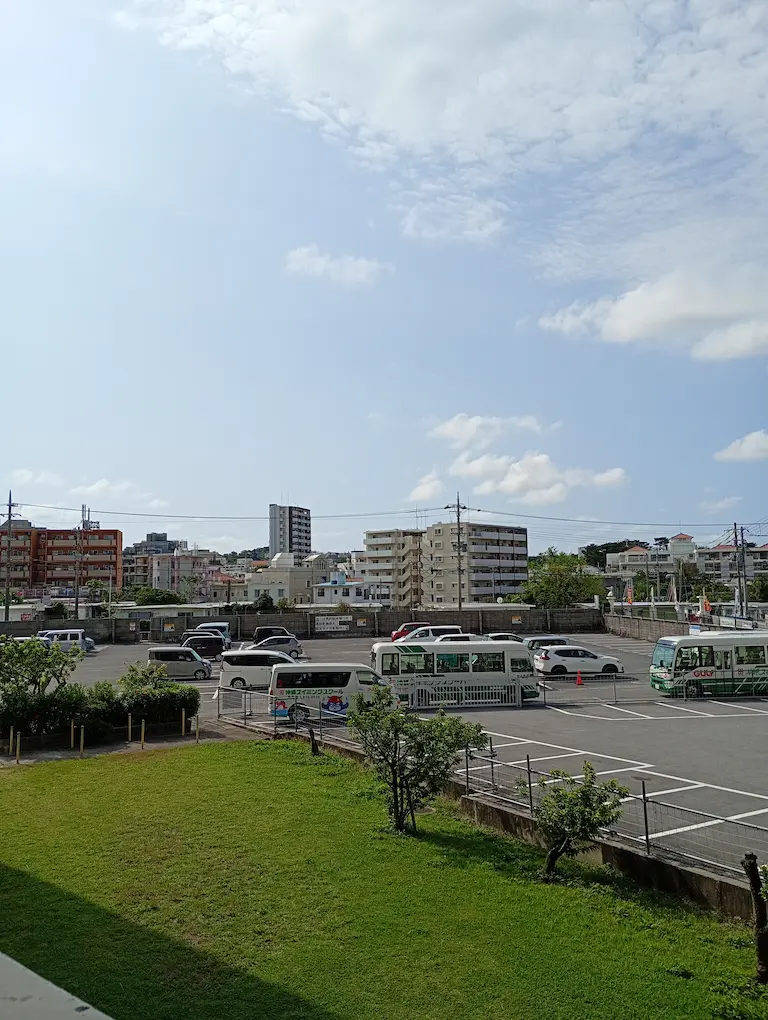 沖縄の朝の風景1