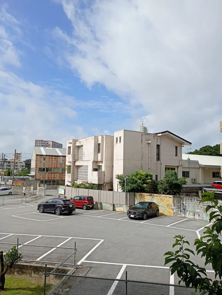 沖縄の曇り空2