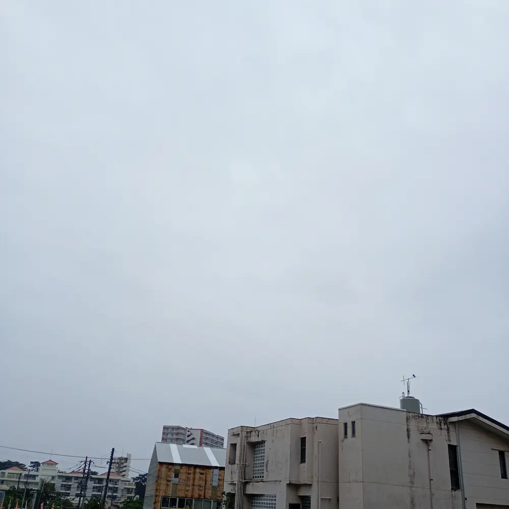 沖縄の雨