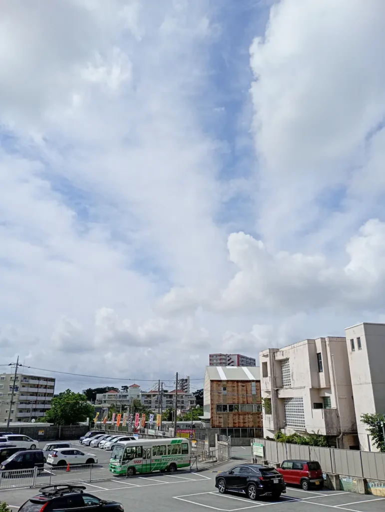 沖縄の朝の風景2